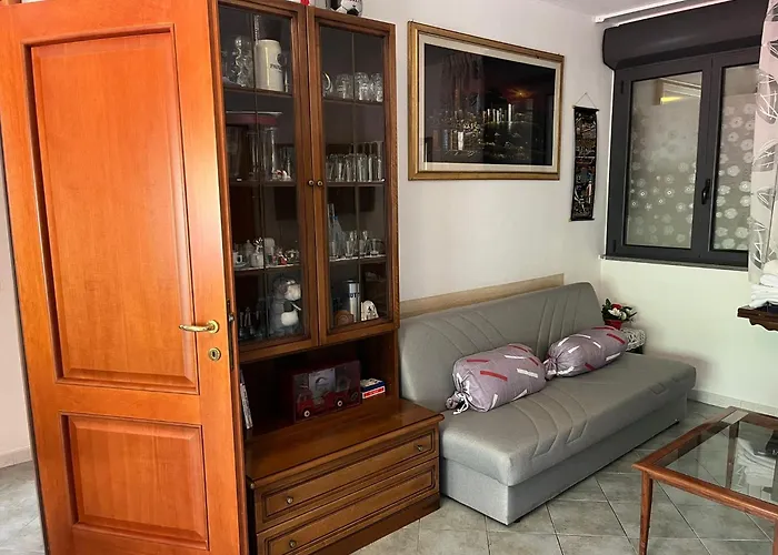 Lungotemo Apartment *